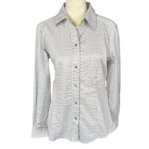 New York & Company long sleeve collared button down gray and white shirt